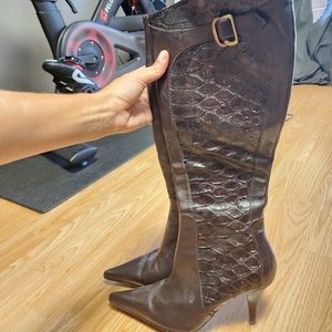 Brown skin textured boots